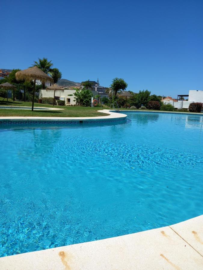 Amplio, Luminoso Y Moderno Apartamento Con Amplia Terraza Y Hermosas Vistas En Exclusiva Urbanizacion Benalmádena Eksteriør billede